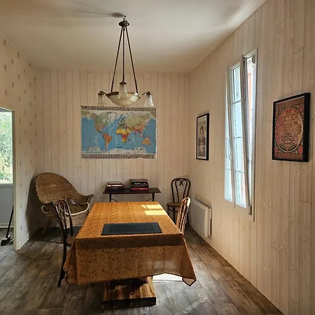 빌라 Maison De *